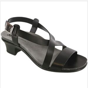 SAS Shoes 8 Nouveau Cross Strap Heel Sandals Black